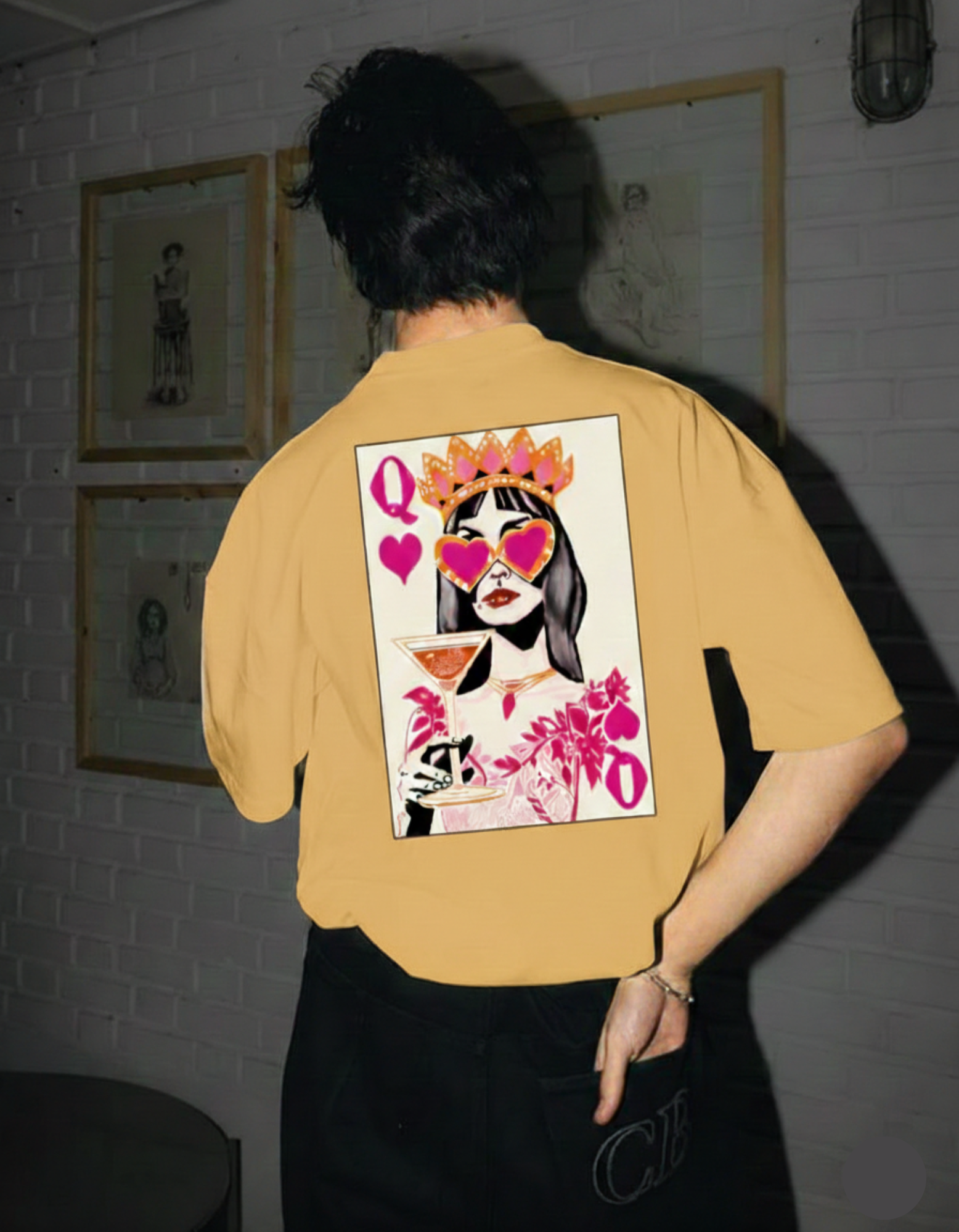 Queen of Hearts Oversized Tee - TheNxtScene