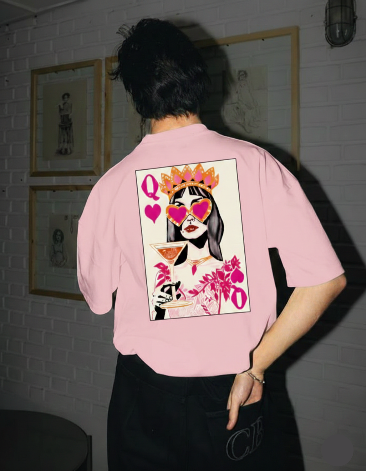 Queen of Hearts Oversized Tee - TheNxtScene