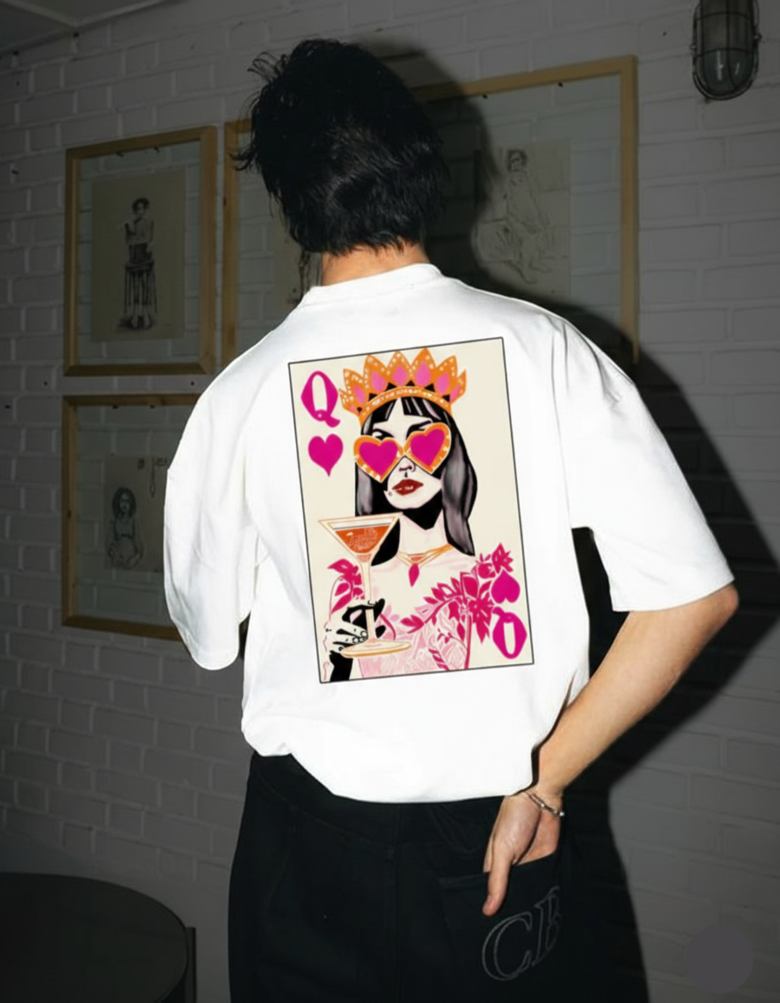 Queen of Hearts Oversized Tee - TheNxtScene